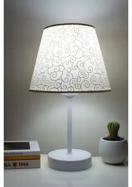 Vivido Abajur Sarmaşık ile Modern Yatak Odası Dekorasyonunda Şıklık ve İşlevsellik