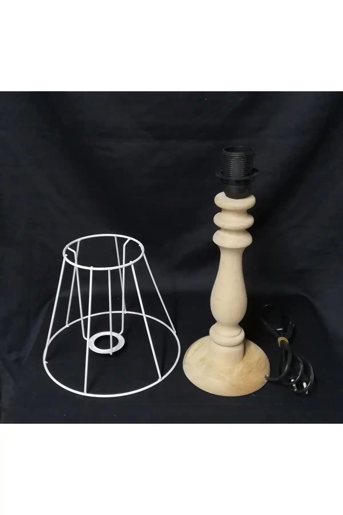 Ham Ahşap Abajur Ayakları ile Dekorasyonunuza Doğal ve Şık Bir Dokunuş Katın