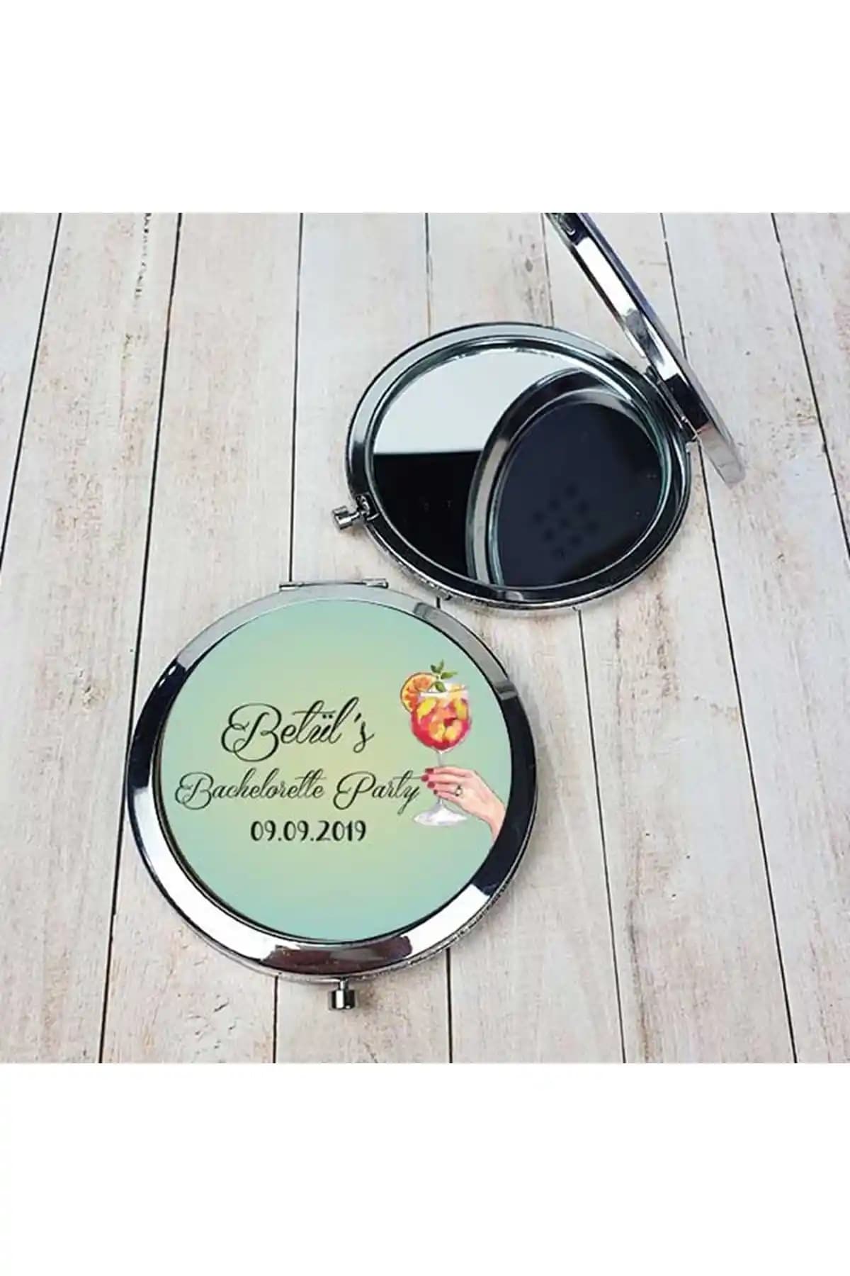 Hediyelik Aynalar Dekorasyonda Şıklık ve Anlam Birliği Sağlayan Seçenekler