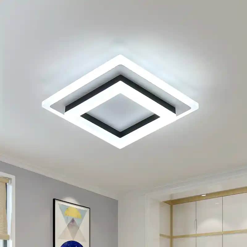 Kare LED Lambalar ile Modern ve Estetik Dekorasyon Çözümleri