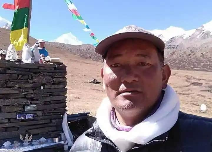 Pembe Sehpa ile Dekorasyonunuzu Canlandıracak Modern ve Şık Çözüm Önerileri