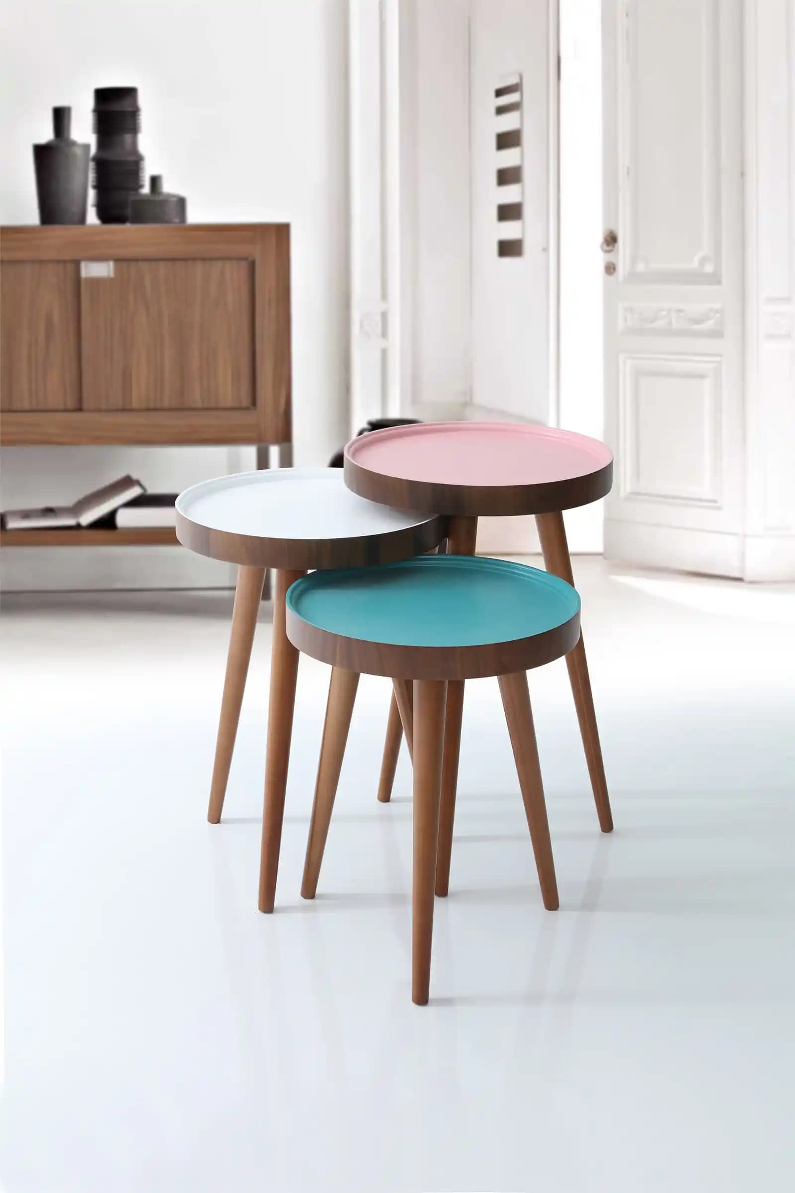 Renkli Sehpa Trendleri ve Dekorasyonda Kullanım İpuçları