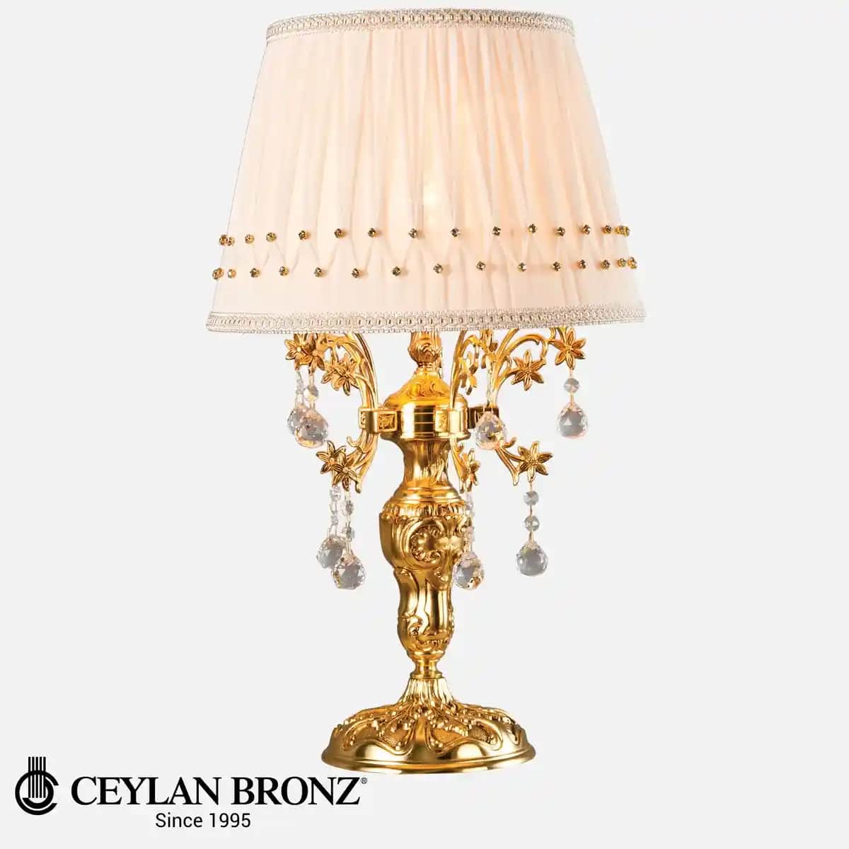 Şık ve Modern Abajur Modelleriyle Dekorasyonunuza Zarafet Katın