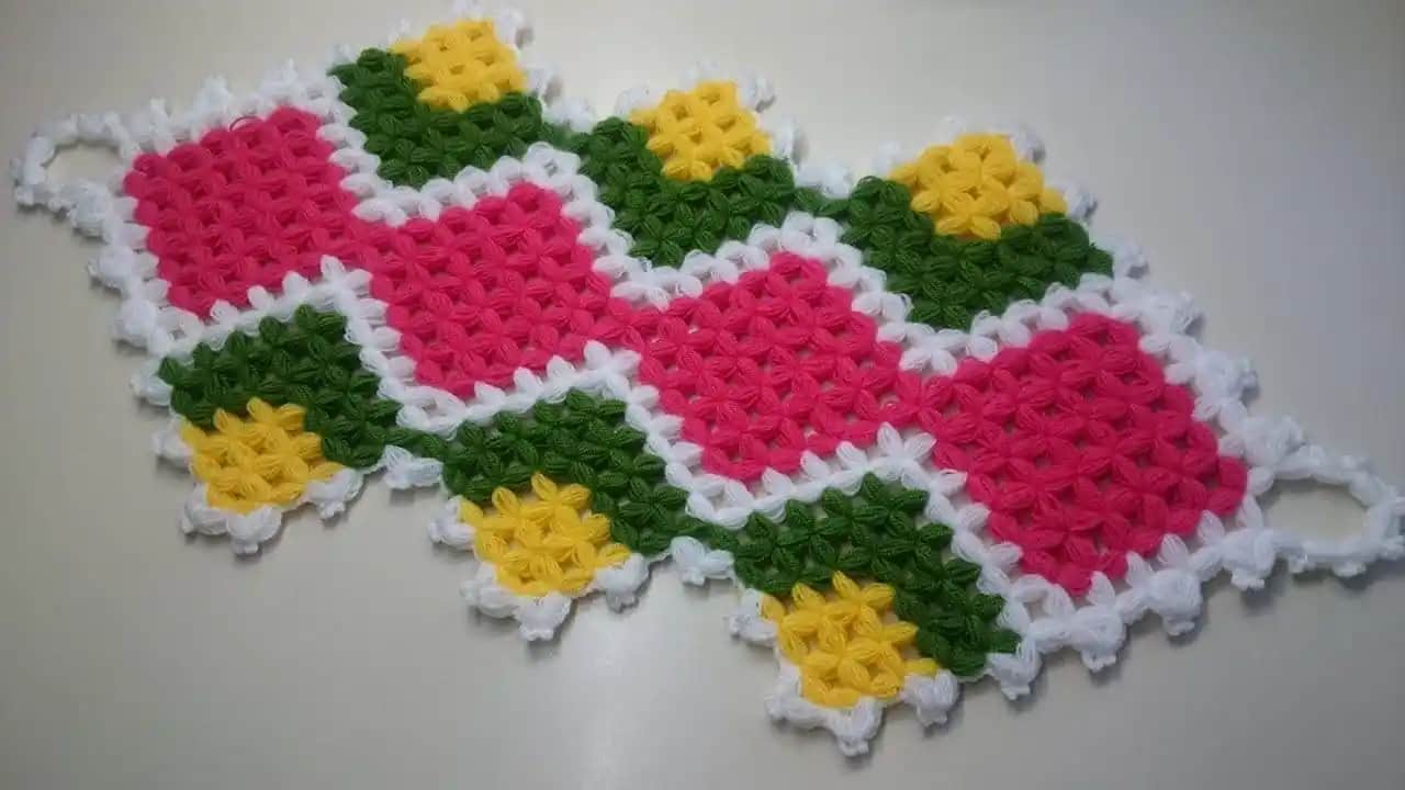 Tığ İşi Örgü Kilim Modelleriyle Dekorasyonunuza Şıklık Katın