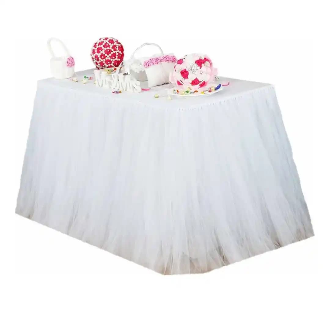 Tül Masa Eteği ile Dekorasyonunuza Zarif ve Şık Dokunuşlar Yapın