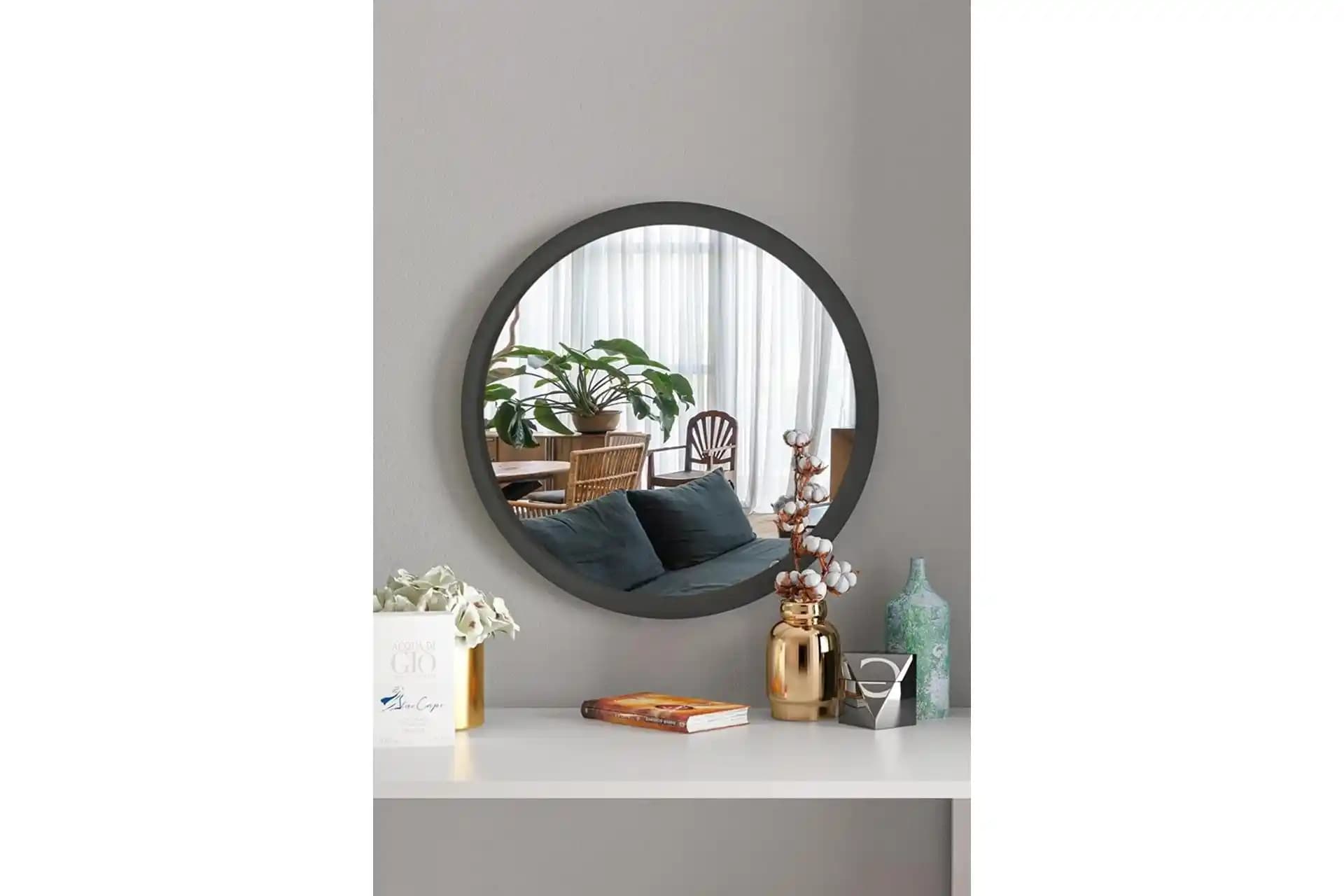 Yuvarlak Dekoratif Aynalar: Modern ve Şık Ev Dekorasyonunda Kullanım İpuçları