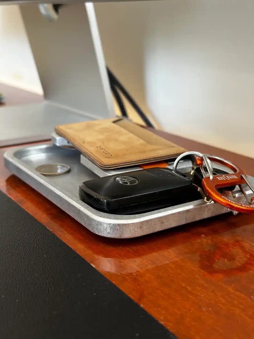 CNC Makinesi ile Valet Tepsi Üretimi: Hassas İşleme ve Tasarım Teknikleri