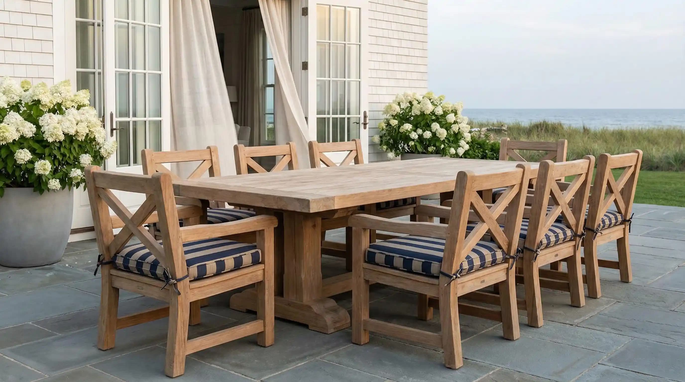 Dayanıklı ve Estetik Bahçe Mobilyası Seçiminde Kalite ve Tasarım Kriterleri