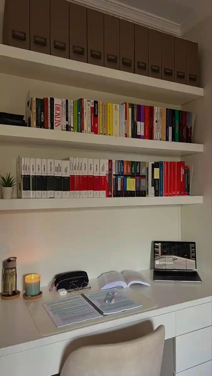 Ev Ofisi Dekorasyonunda İşlevsellik ve Estetiği Birleştiren Pratik Öneriler