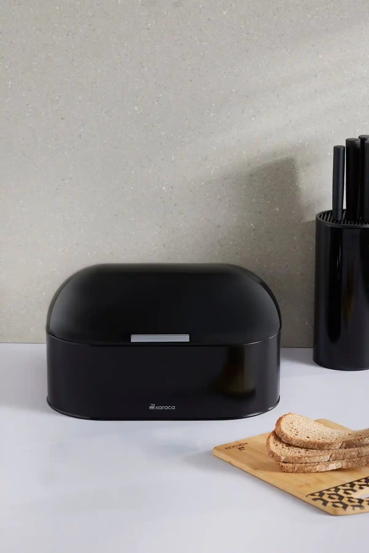 Karaca Dustin Metal Ekmek Kutusu Modern ve Dayanıklı Tasarımıyla Mutfak Dekorasyonunu Tamamlar