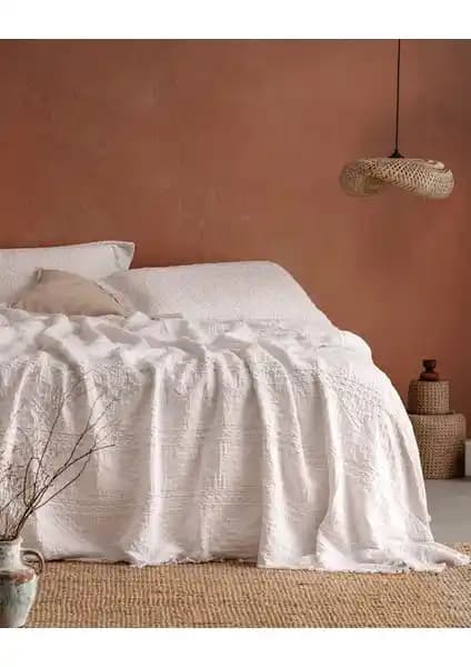 Madame Coco Ethnique ve Madelyn Çift Kişilik Yatak Örtüsü Karşılaştırması ve Özellikleri