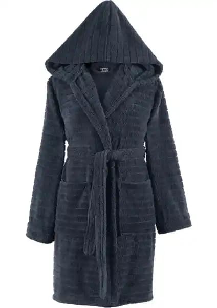 MaisonArt Comfy ve Semecca Lara Kapüşonlu Bornoz Karşılaştırması