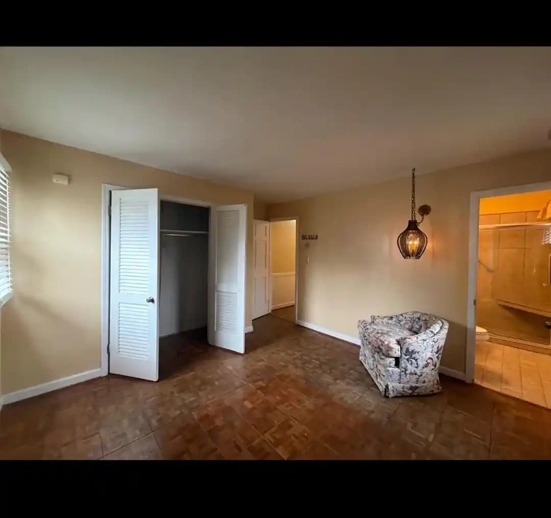 Odanın Işıklandırması ve Dekorasyonunda Fonksiyonellik ve Estetik Artırma Yöntemleri