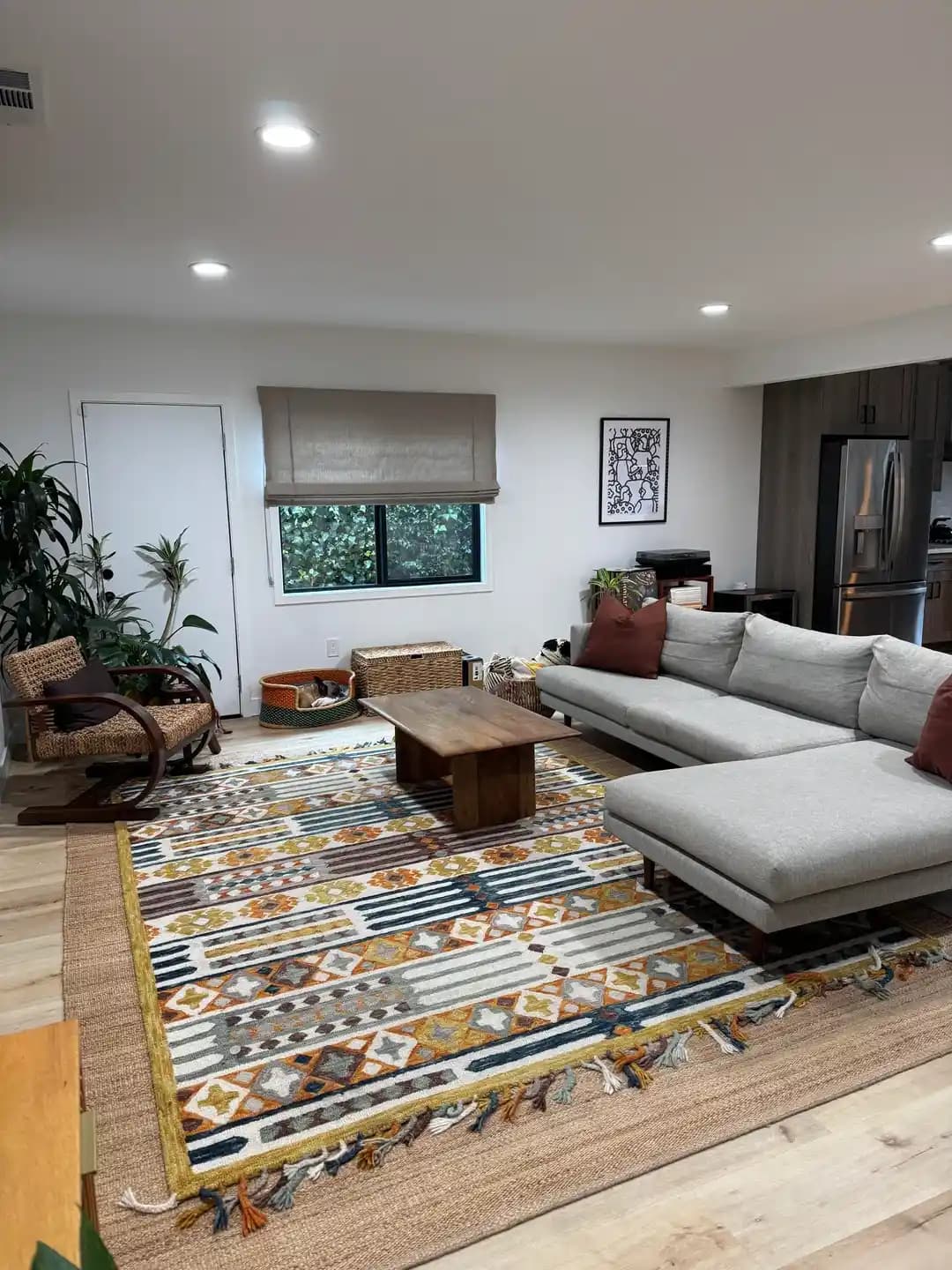 Oturma Odası Düzeni ve Mobilya Seçiminde Fonksiyonel ve Estetik Yaklaşımlar