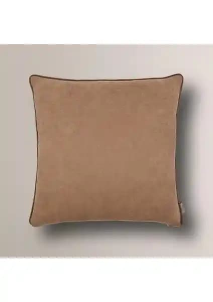 Vanilla Home Efe Biye Detaylı Düz Kırlent Kılıfı: Estetik ve Dayanıklı Tasarım