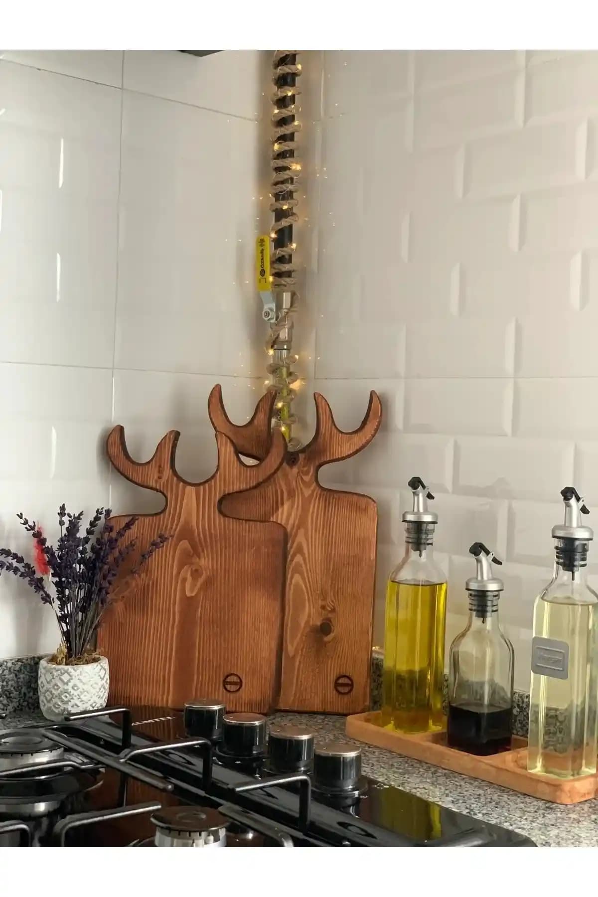 Bafimo Geyik 2'li Kesme Sunum Servis Tahtası Doğal Ahşap Malzeme ile Şık ve Dayanıklı Tasarım