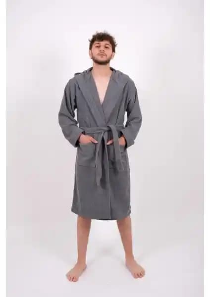 Banyo Bornozları Karşılaştırması: Pamuklu ve Bukle Kumaş Seçenekleri