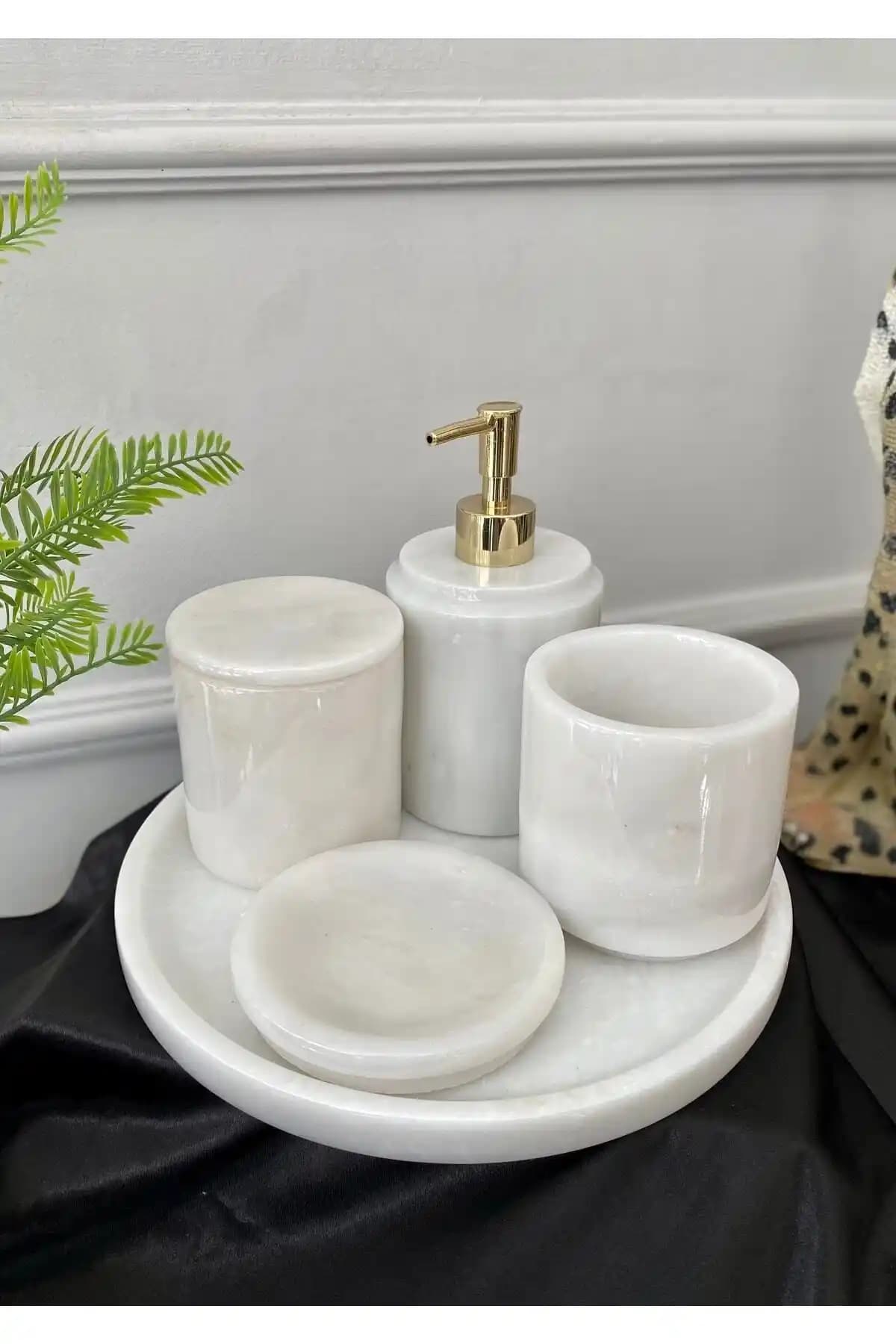 Elysian Mermer Banyo Seti: Şık ve Fonksiyonel Tasarım ile Banyonuza Zarafet Katın