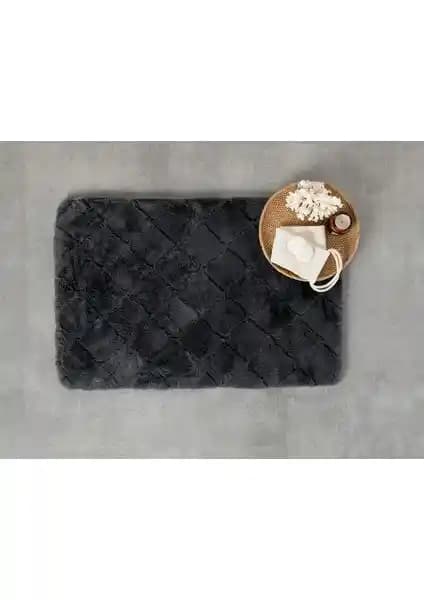 English Home Soft Touch Tavşan Peluş Banyo Paspası: Yumuşak ve Kaymaz Tasarım ile Konfor Sağlar