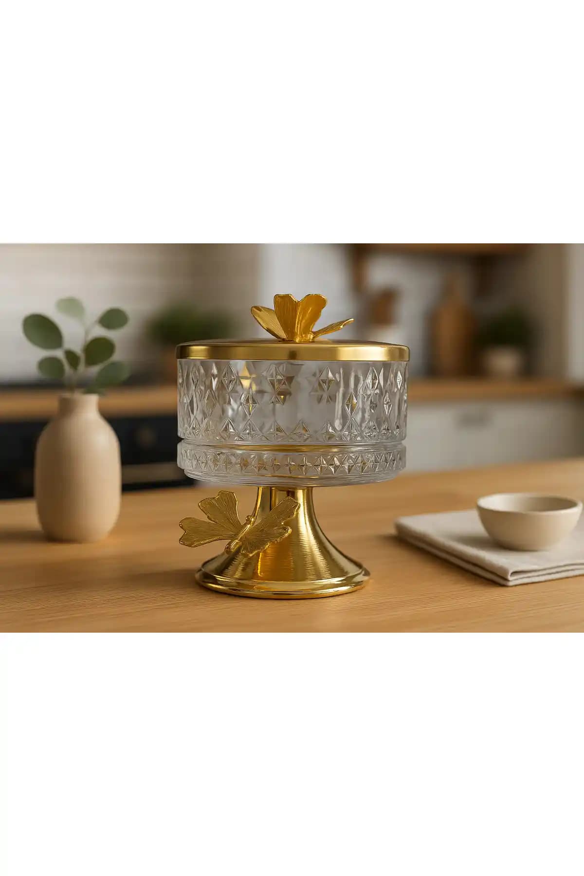Fiyakalı Ürünler Atölyesi Ayaklı Gold Elysia Cam Magnolia Kasesi Şık ve Çok Yönlü Kullanım İçin