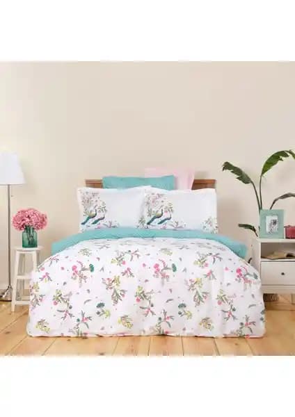 Karaca Home Dina Yeşil Pamuk ve My Story Çizgili Siyah Nevresim Takımı Karşılaştırması