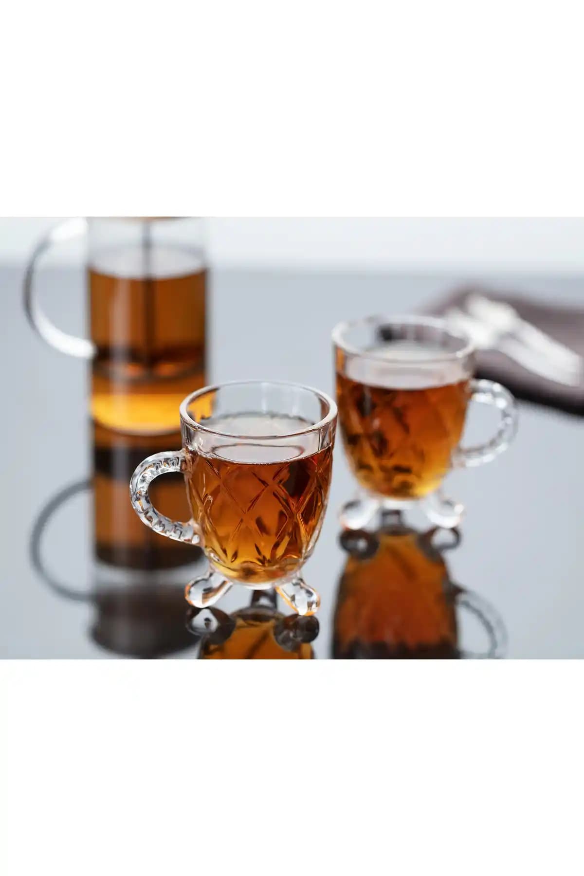 Madame Coco Taylar 4'lü Cam Çay Fincanı Seti Şıklık ve Dayanıklılık Sunar