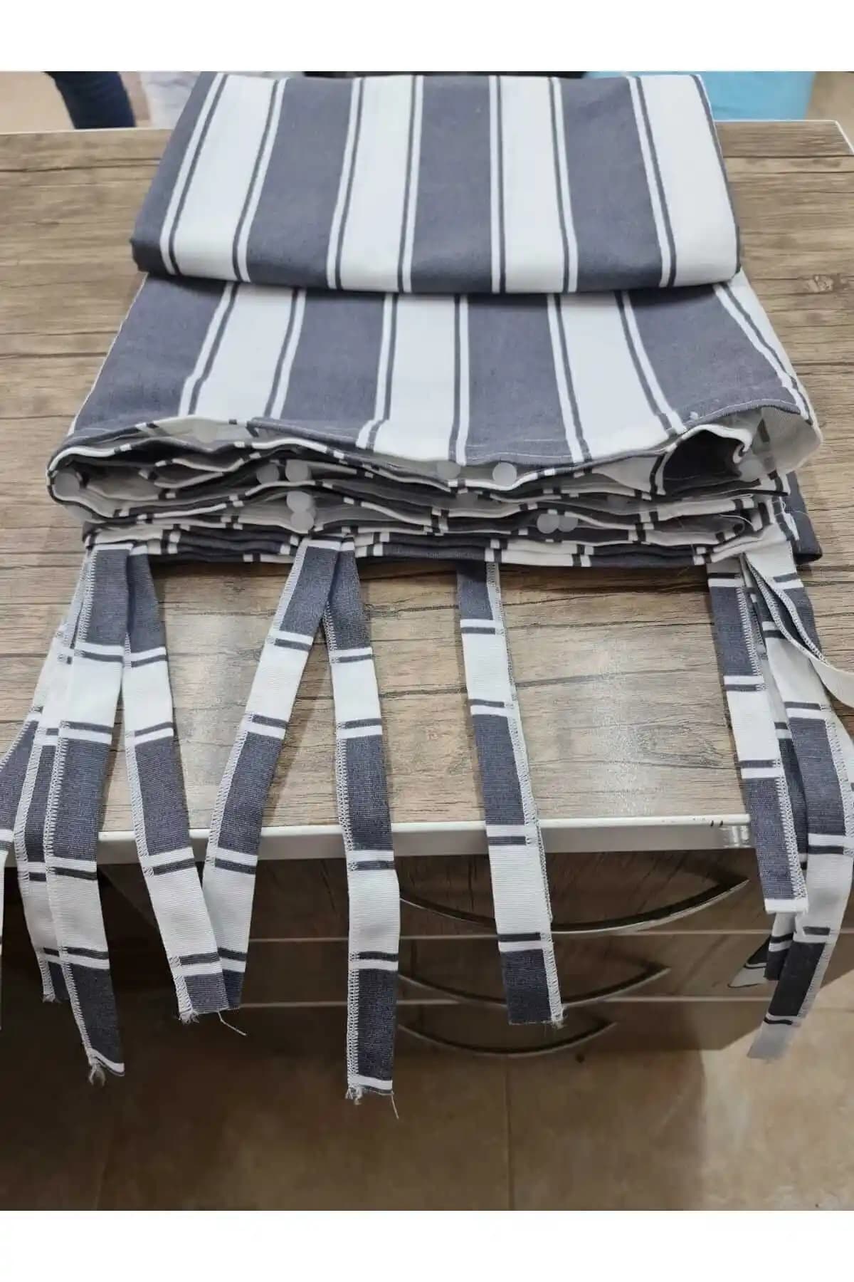 SHY TEKSTİL Lüks Çizgili Balkon Perdesi: Estetik ve Dayanıklı Tasarım Özellikleri