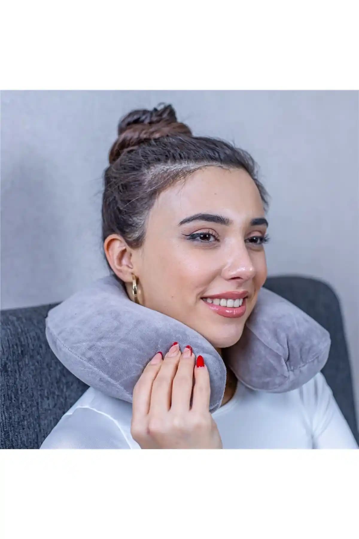 Simple. Visko Seyahat Yastığı ile Boyun Sağlığınızı Koruyun ve Konforu Artırın