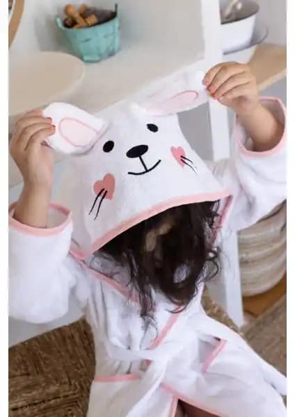 Zengin Home Çocuk Kapüşonlu Bornozu: Konforlu ve Eğlenceli Tasarım Özellikleri