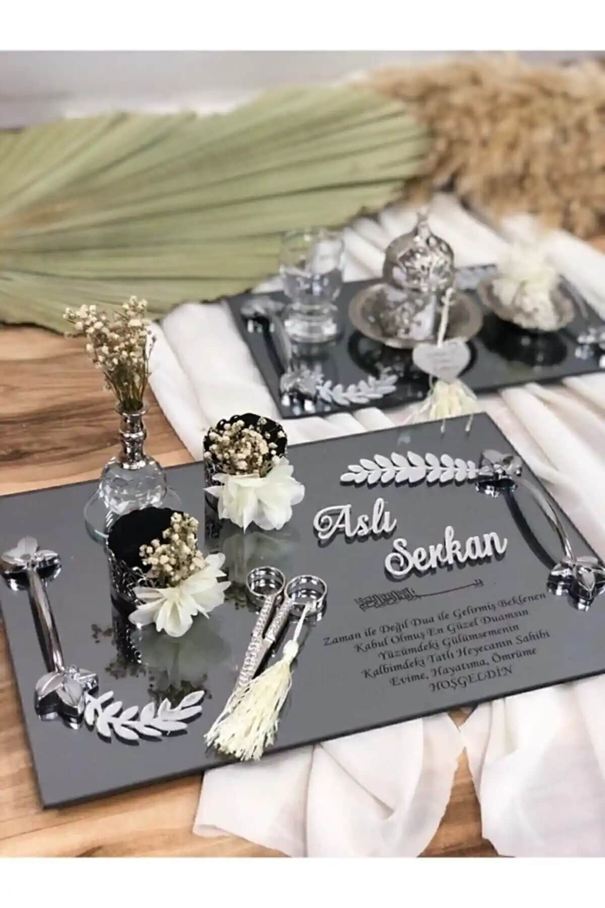 Aker Hediyelik ve Masalsı Concept Söz Nişan Tepsisi Karşılaştırması