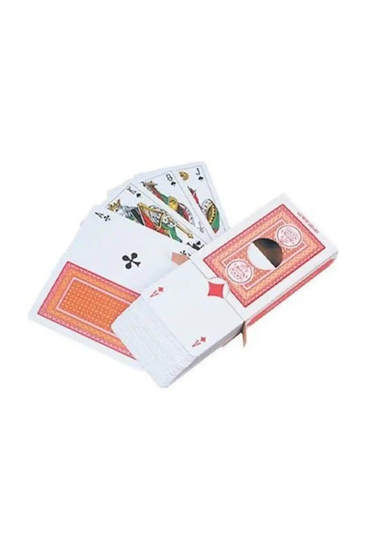 Akın Aksesuar Kırmızı Renkli Dayanıklı İskambil Kartları - Çok Amaçlı Oyun Desteği