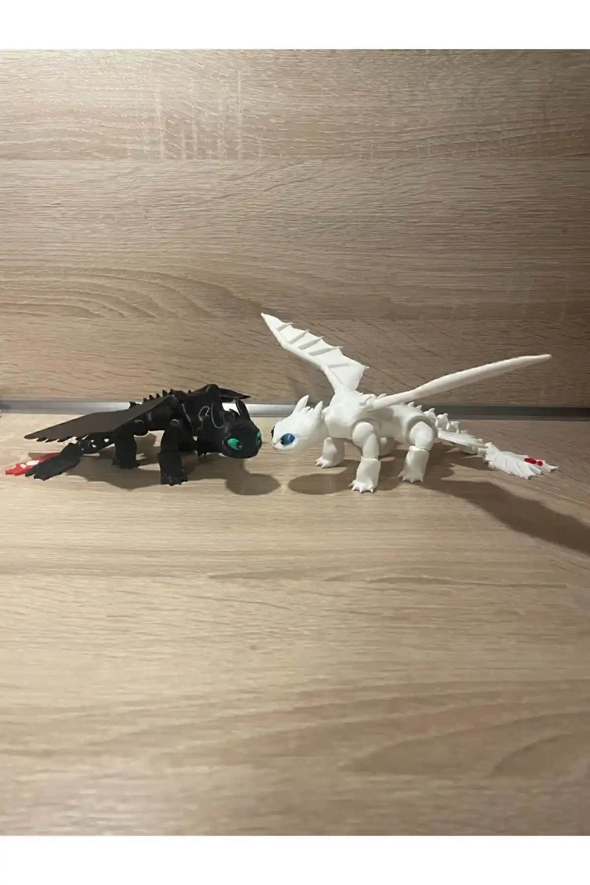 Alpinyo 3D Craft Siyah Ejderha Modeli: Detaylı Koleksiyon ve Dekorasyon Seçeneği