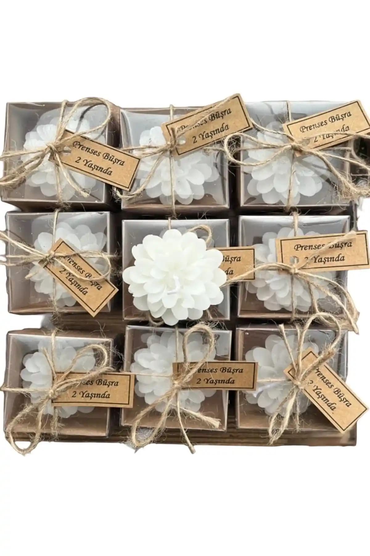 Aralmini 20 Adet Süslemeli Lotus Mum Seti - Uzun Yanma Süresi ve Şık Tasarım