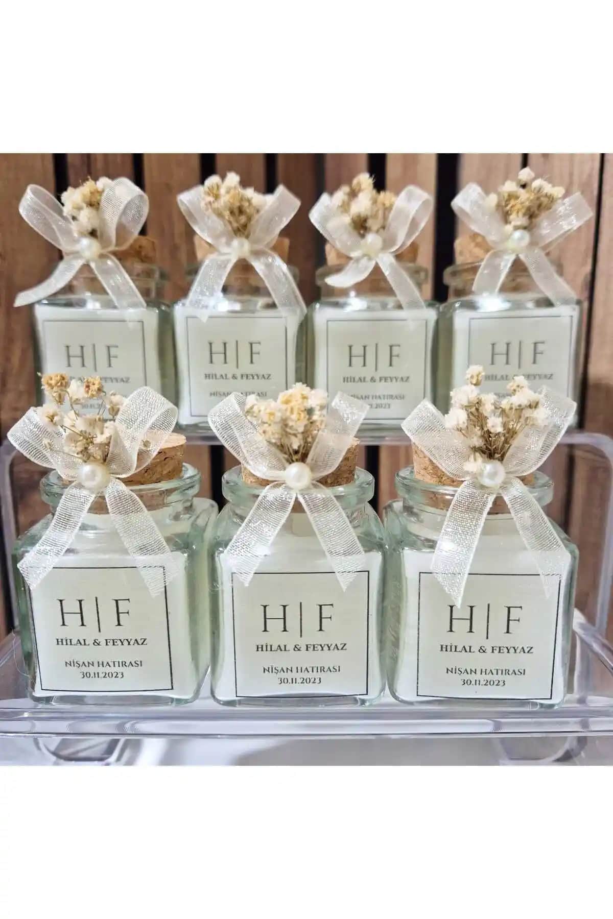 Aspİrizm 15 Adet Cam Kavanozda Özel İsim Etiketli Mumler Şık ve Anlamlı Hediye Seçeneği