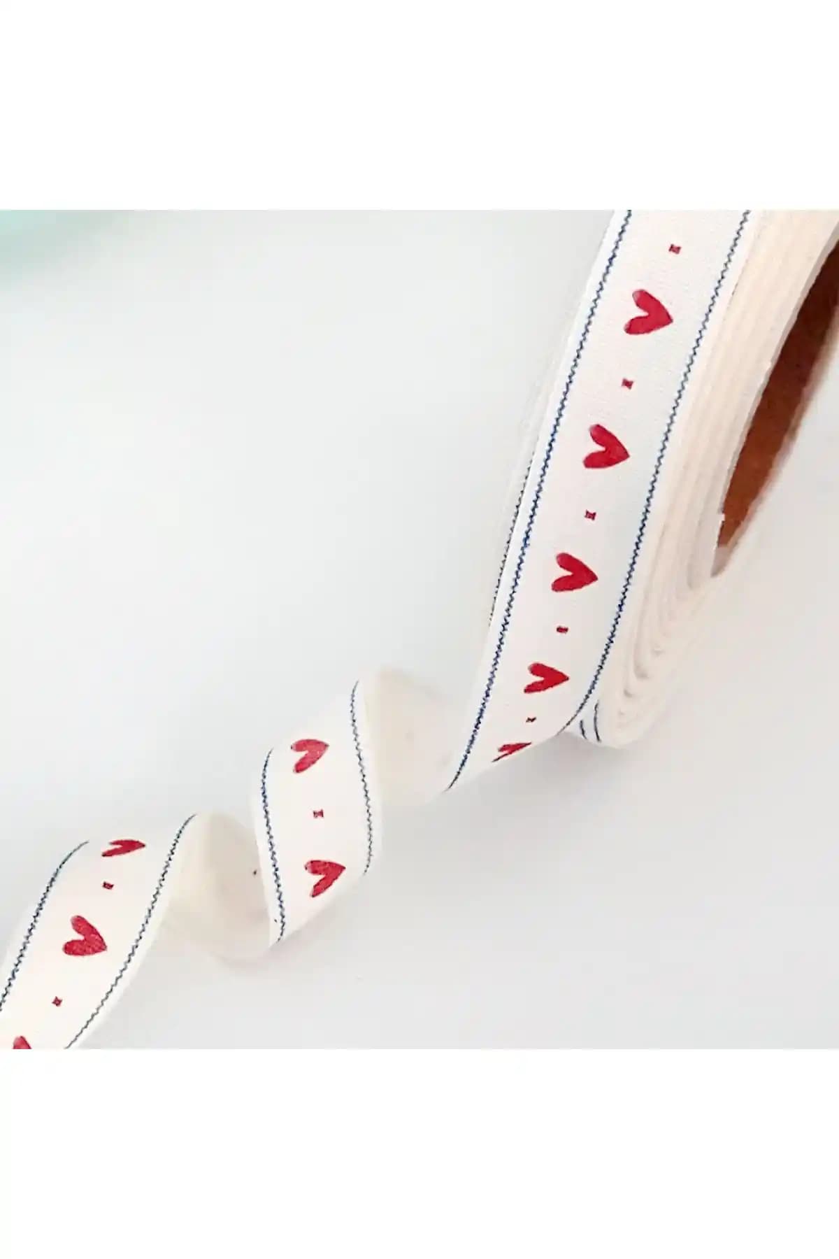 Bimotif Pamuk Şerit: Estetik ve Çok Yönlü Kullanım İmkanıyla Dekorasyon ve Paketleme