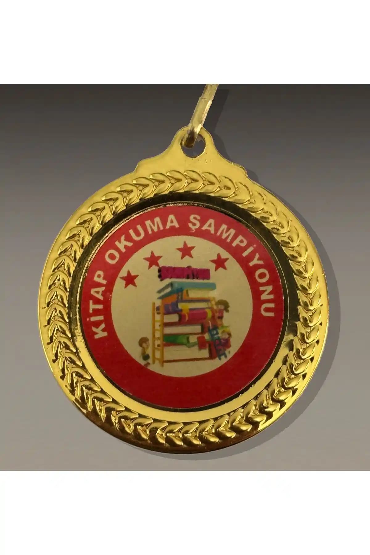 Çocuklar İçin Kitap Okuma Şampiyonu Madalyası Güncel ve Dayanıklı Tasarımıyla Ödüllendirici