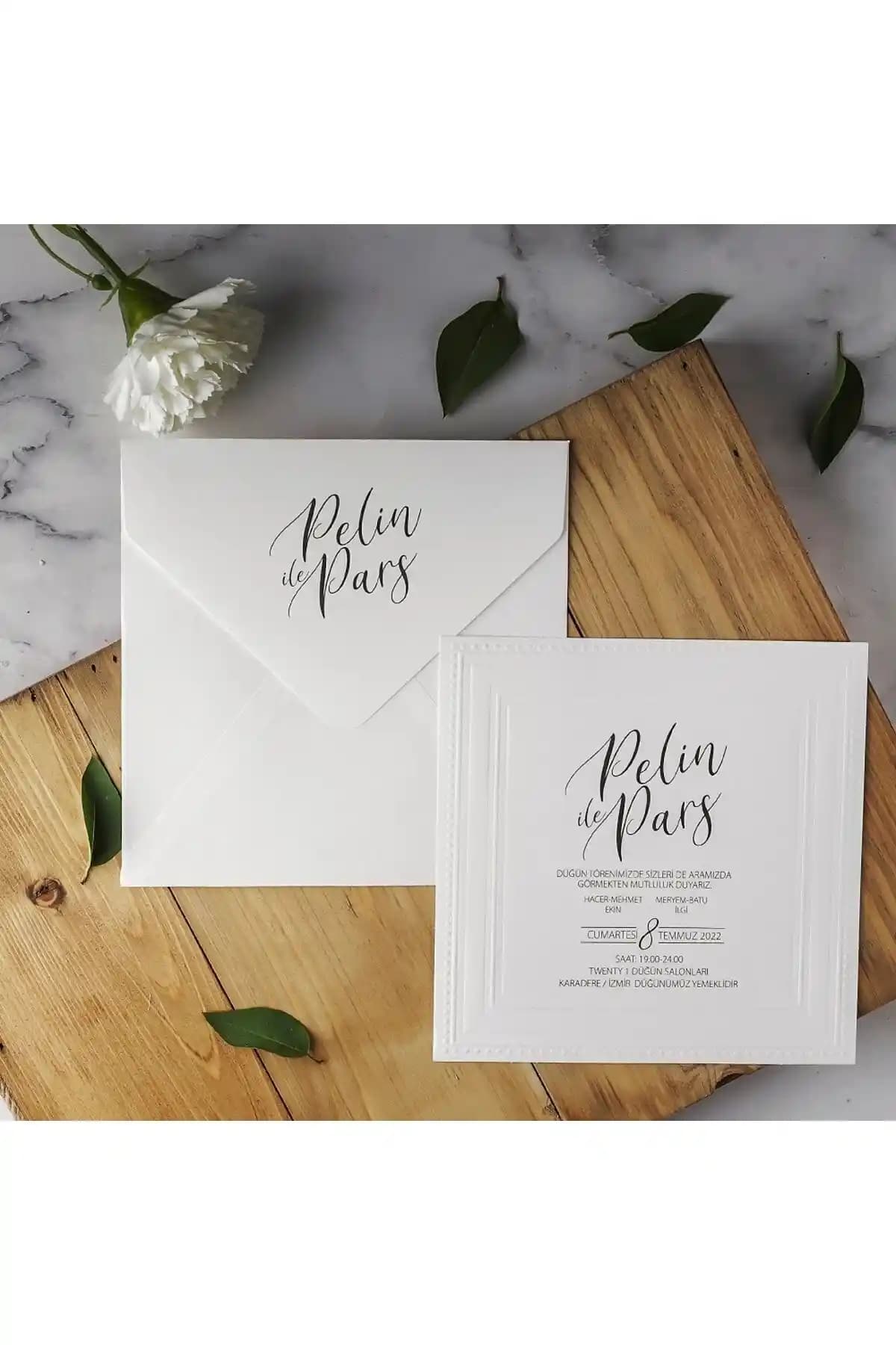 Düğün Davetiyesi Karşılaştırması: Luna ve Genel Markalar Ürünlerinin Özellikleri