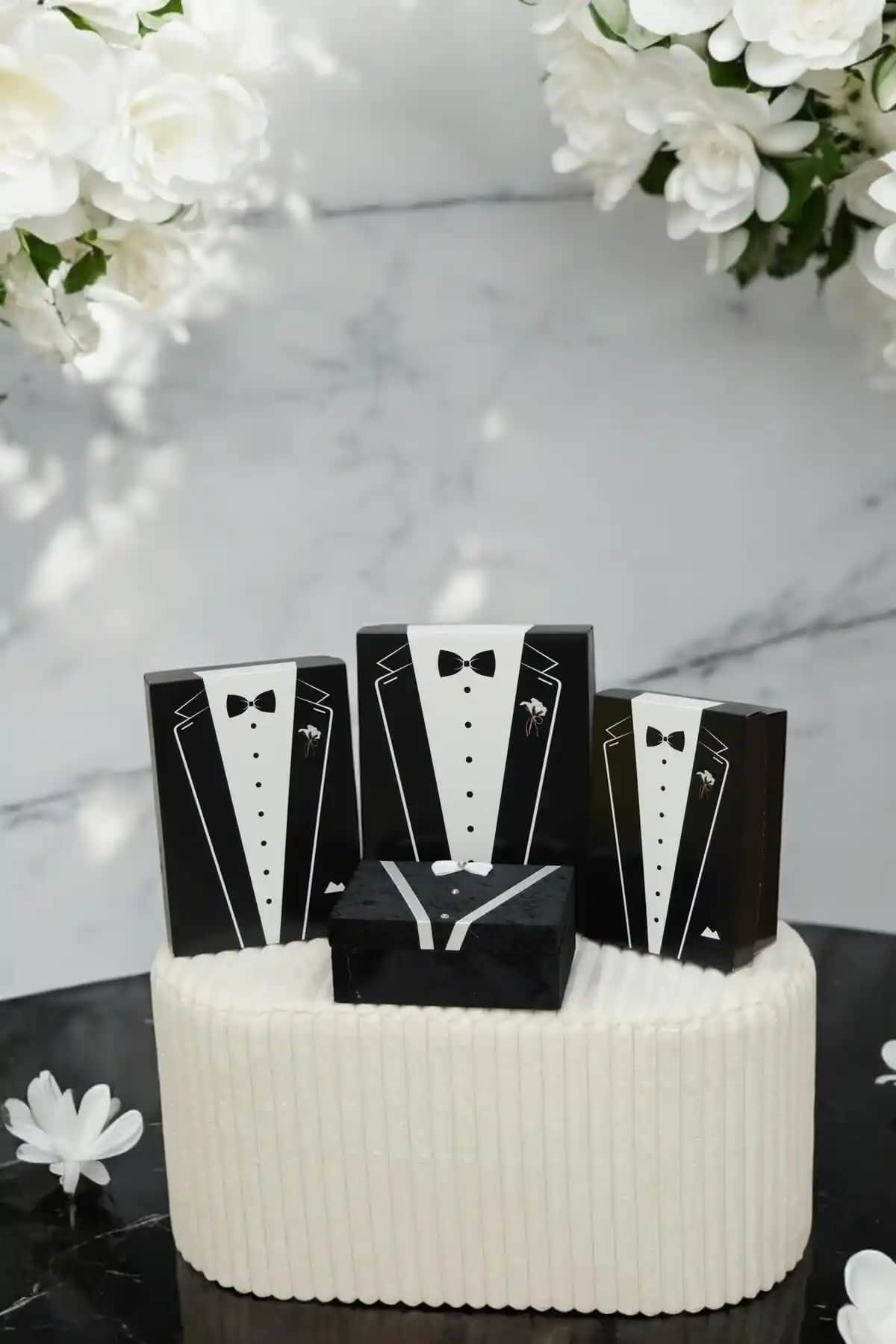 Duru ve Sky Up 4’lü Damat Bohça Setleri Karşılaştırması ve Ürün Özellikleri