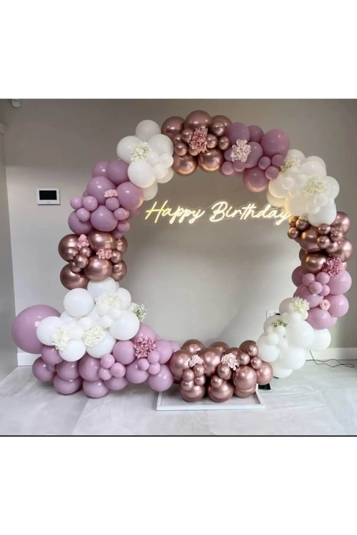 Eğlencemarketi Krom Pembe ve Beyaz Balon Zinciri ile Şık ve Canlı Dekorasyon Seçeneği
