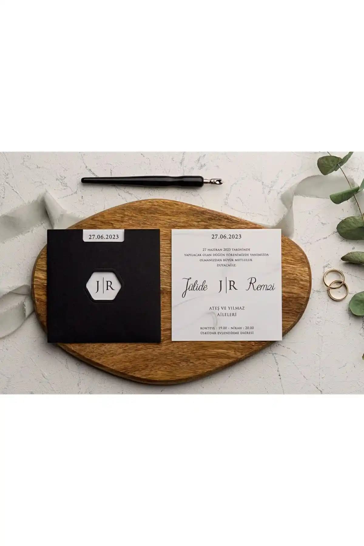 Erdem ve Luna Davetiye Karşılaştırması: Hangi Davetiye Sizin İçin Uygun