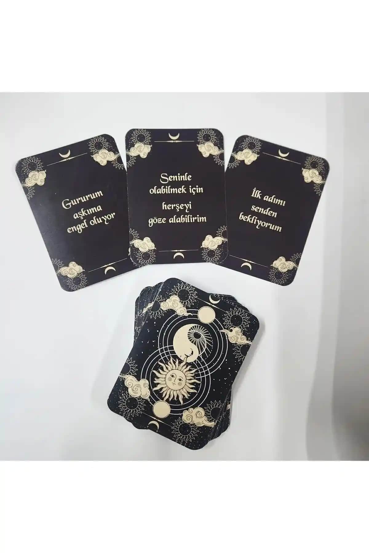 Eril Dişil Tarot Kartları ve Tarot Eril Dişil Konuşturma Setleri Karşılaştırması