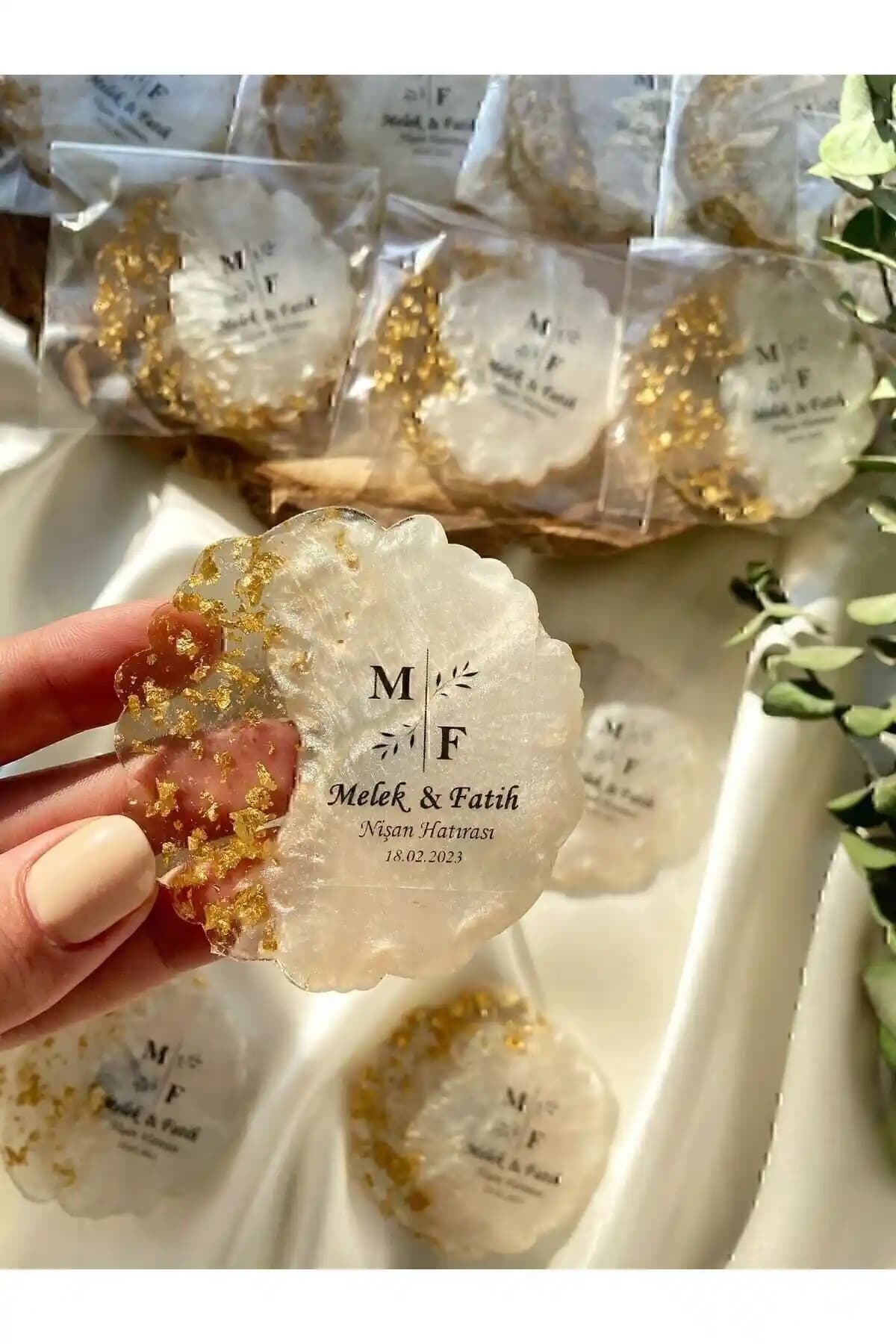 Gami Handmade Epoksi Magnet ve Massachusetts Söz Nişan Nikah Hatırası Karşılaştırması