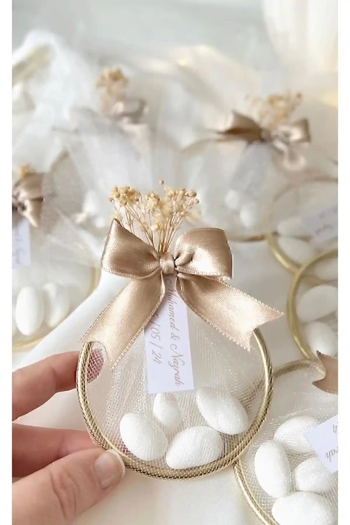 Genel Markalar 20 Adet Süslemeli Halka Şekerleme ile Özel Günlere Zarif Dokunuş