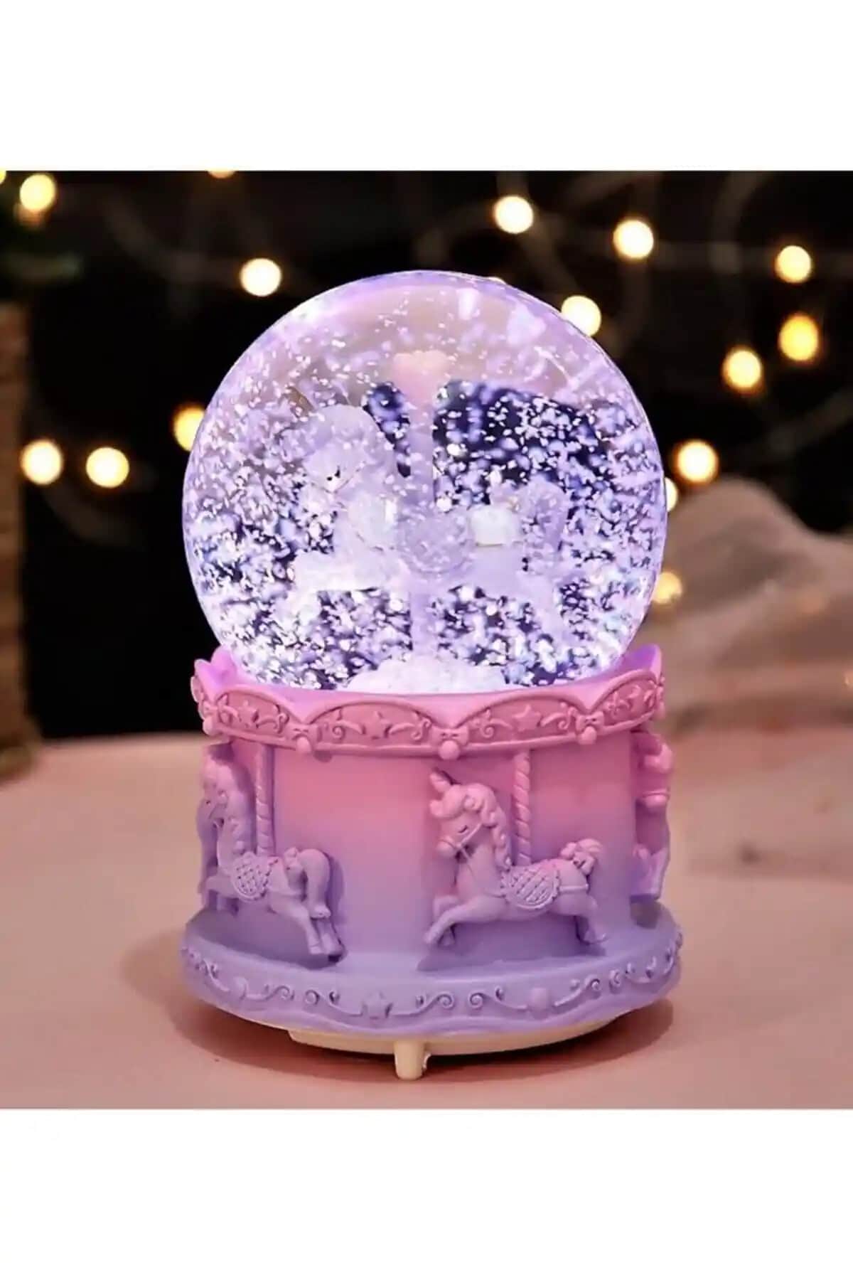 Genel Markalar Atlı Karınca ve Beyaz Melek Müzikli Kar Küresi Karşılaştırması