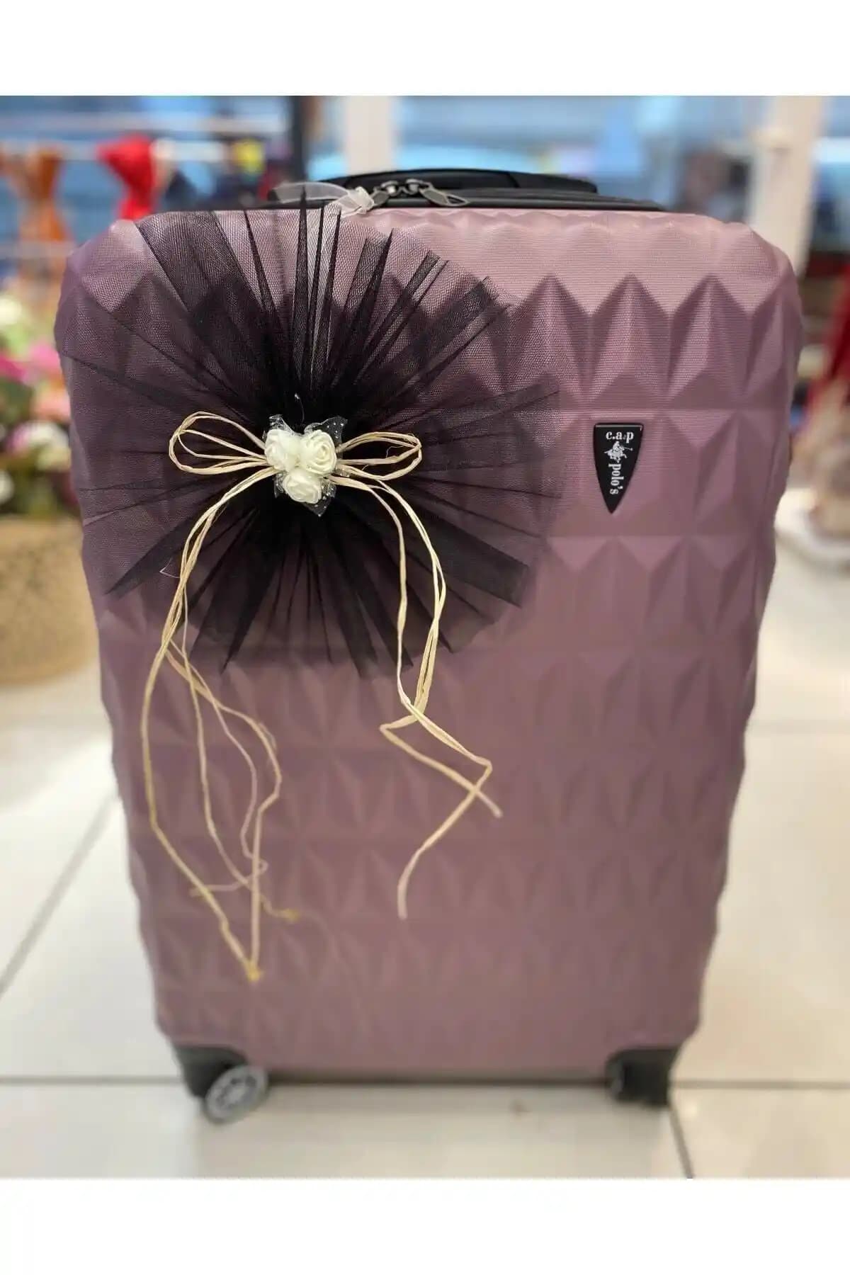 Genel Markalar Bohça Valiz ve Konvoy Süsü: Şık ve Kullanışlı Dekoratif Aksesuarlar