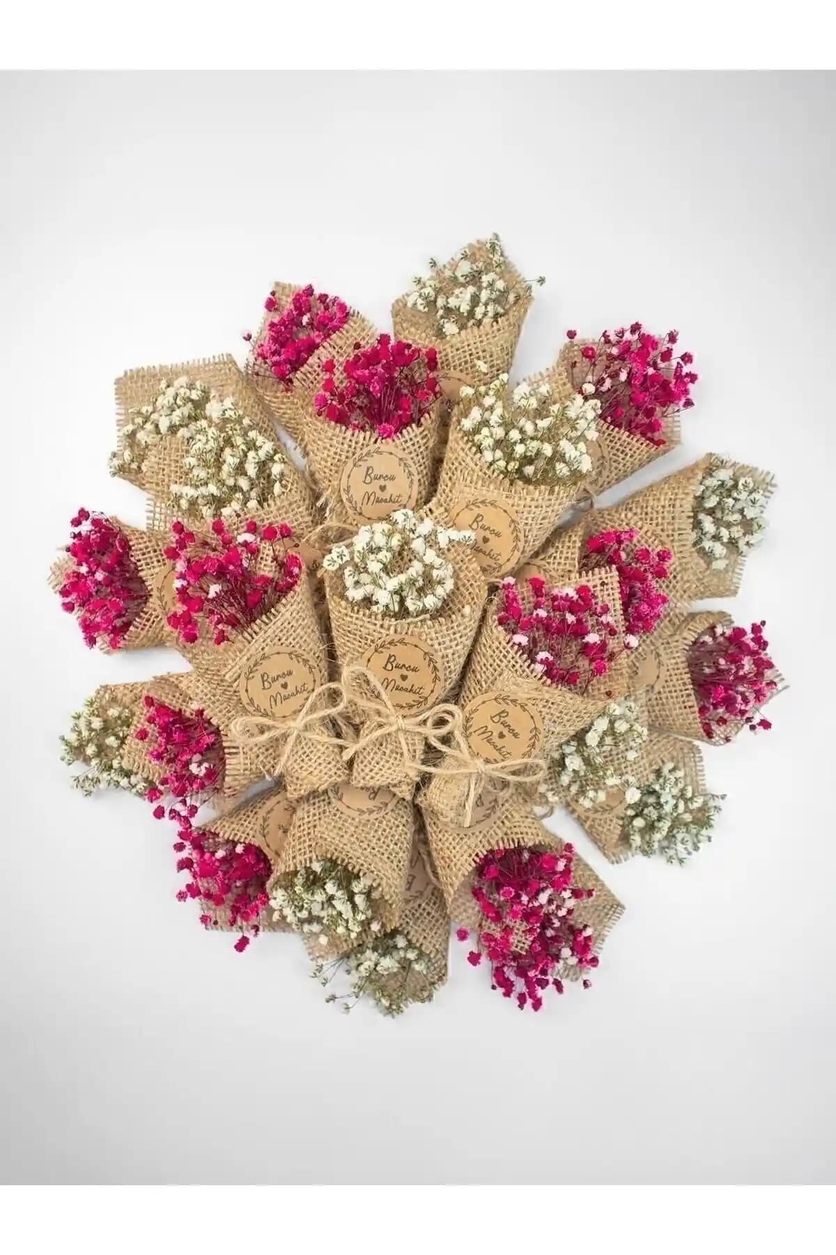 Hobiz Çiçek Buketi Nişan Süsleri: Kişiye Özel El Yapımı Dekoratif Çiçekler