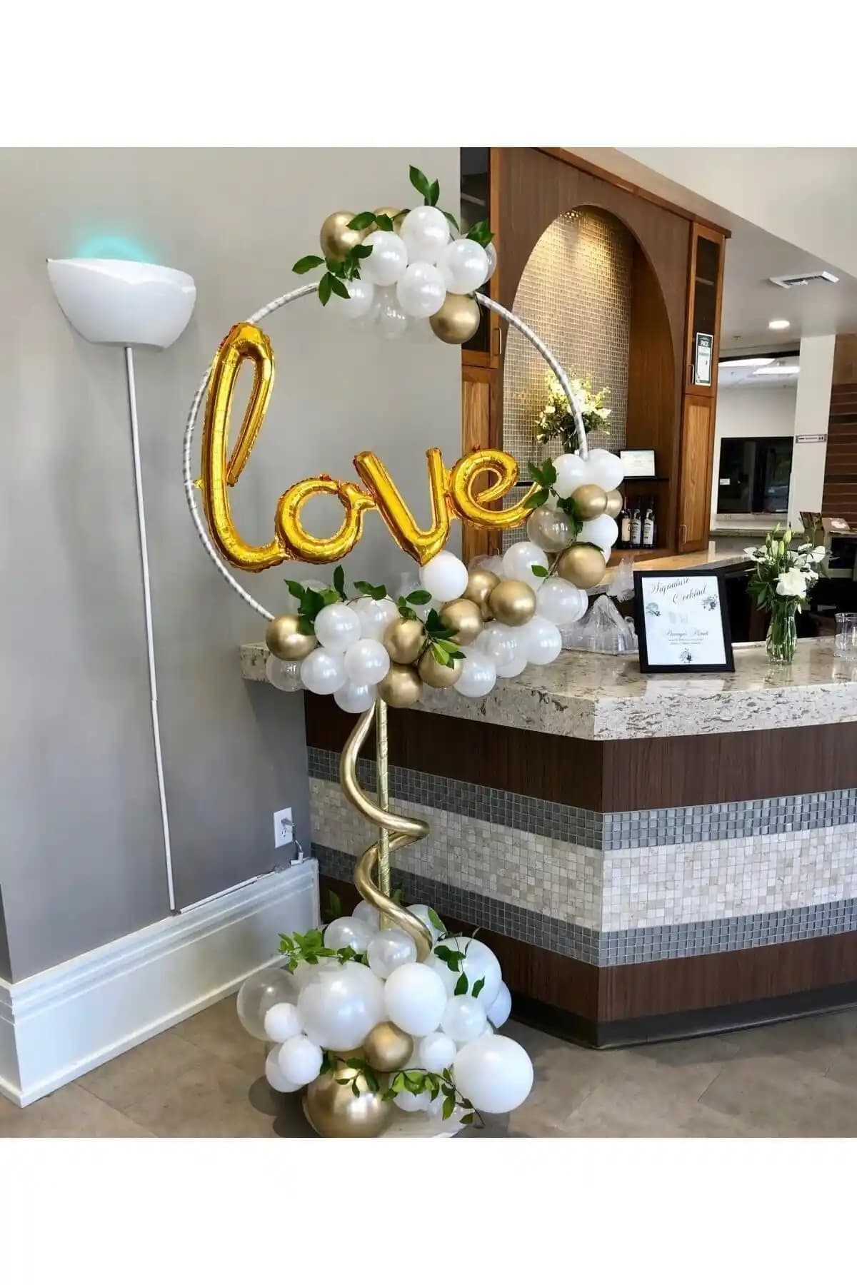 Huzur Party Store Daire Balon Standı ile Etkileyici Partiler ve Organizasyonlar