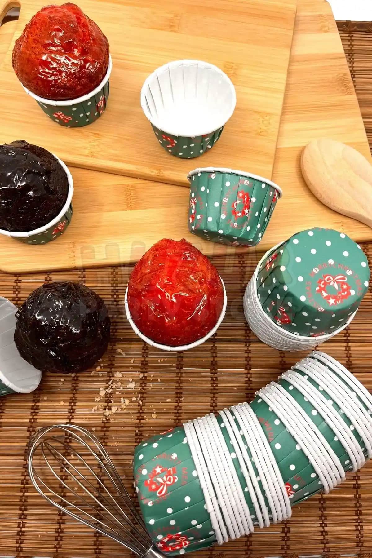 Huzur Party Store ve Trend Home Life Muffin Kalıplarının Detaylı Karşılaştırması