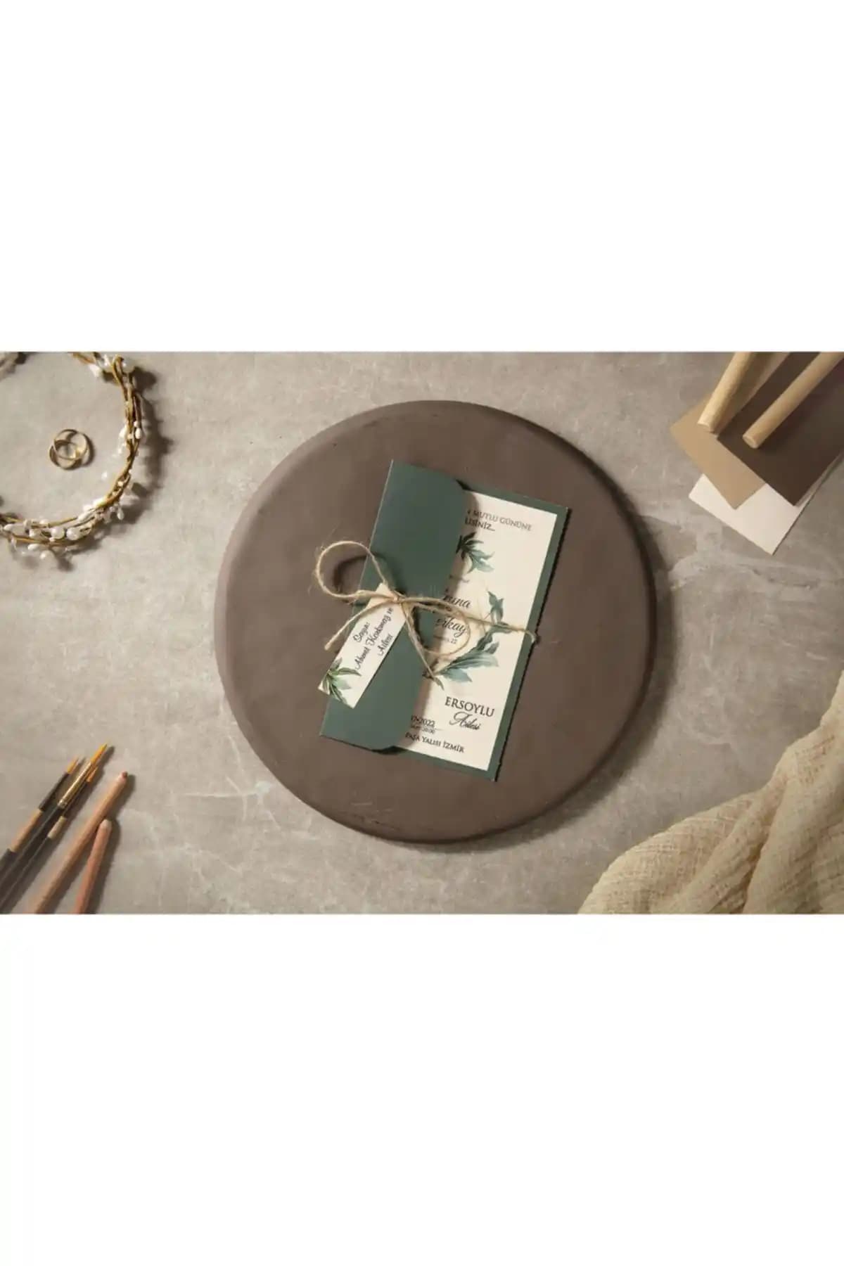 İklim Davetiye Fenomen Davetiye 7002: Şık ve Özelleştirilebilir Davetiyeler