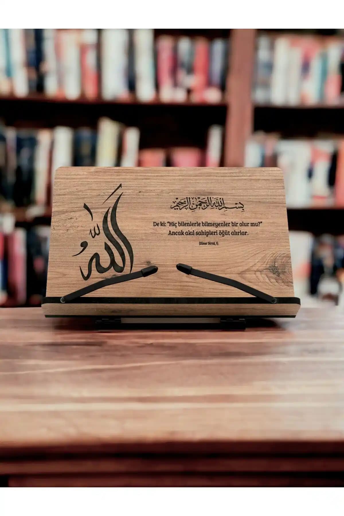 İsfahan TA Kitap Okuma Standı: Estetik ve Ergonomik Ahşap Tasarım